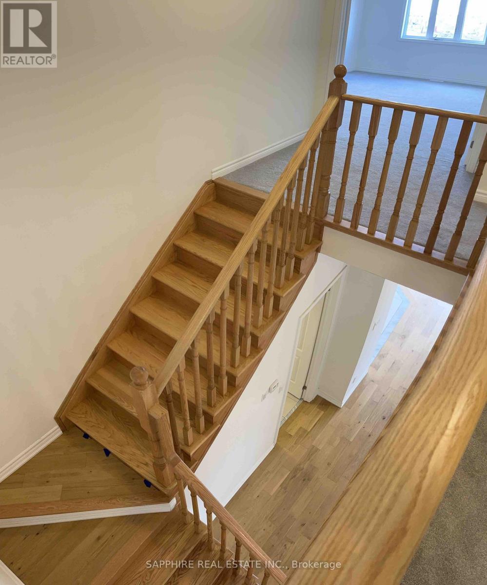 242 Palace Street, Thorold, ON - Indoor Photo Showing Other Room