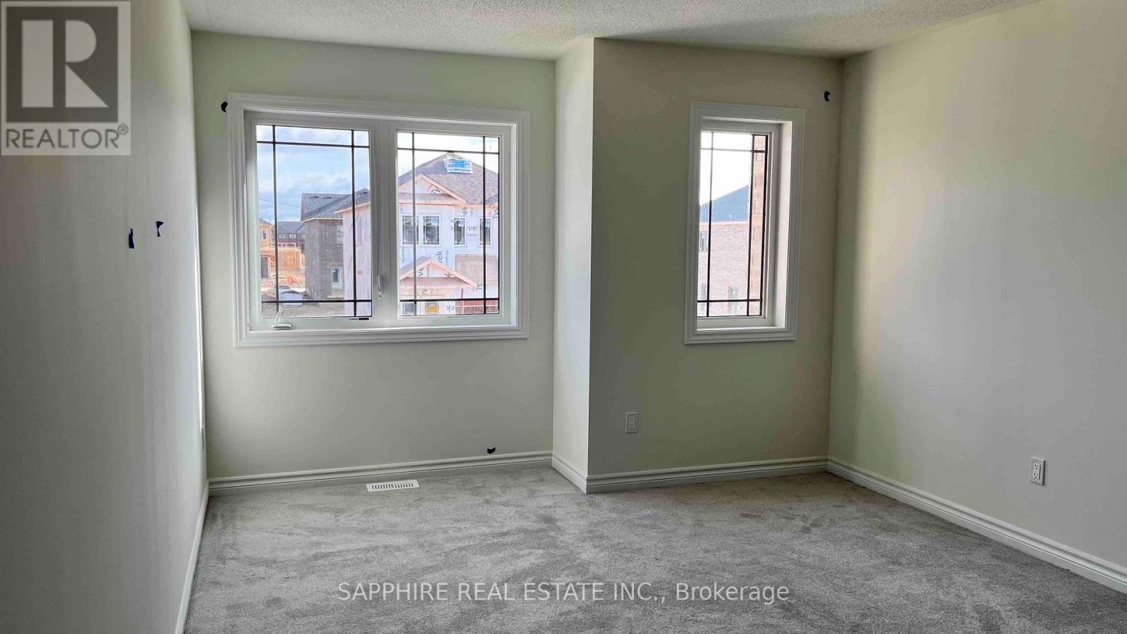 242 Palace Street, Thorold, ON - Indoor Photo Showing Other Room