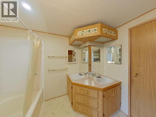 45-6271 Mcandrew Ave, Powell River, BC - Indoor