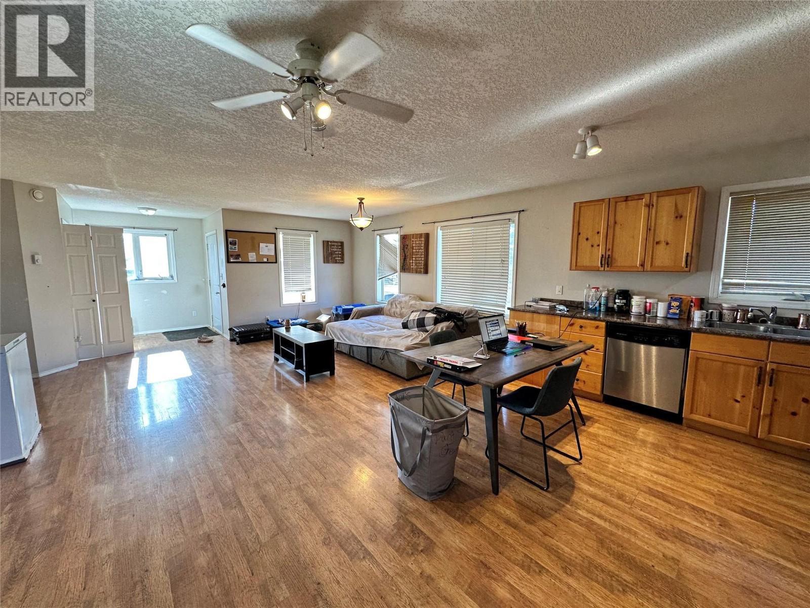 200 116 Avenue, Dawson Creek, BC