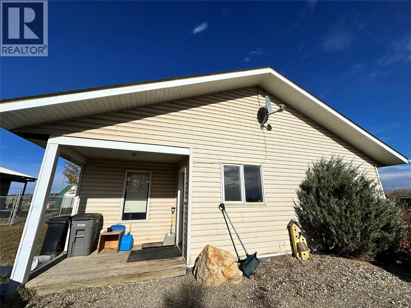 200 116 Avenue, Dawson Creek, BC