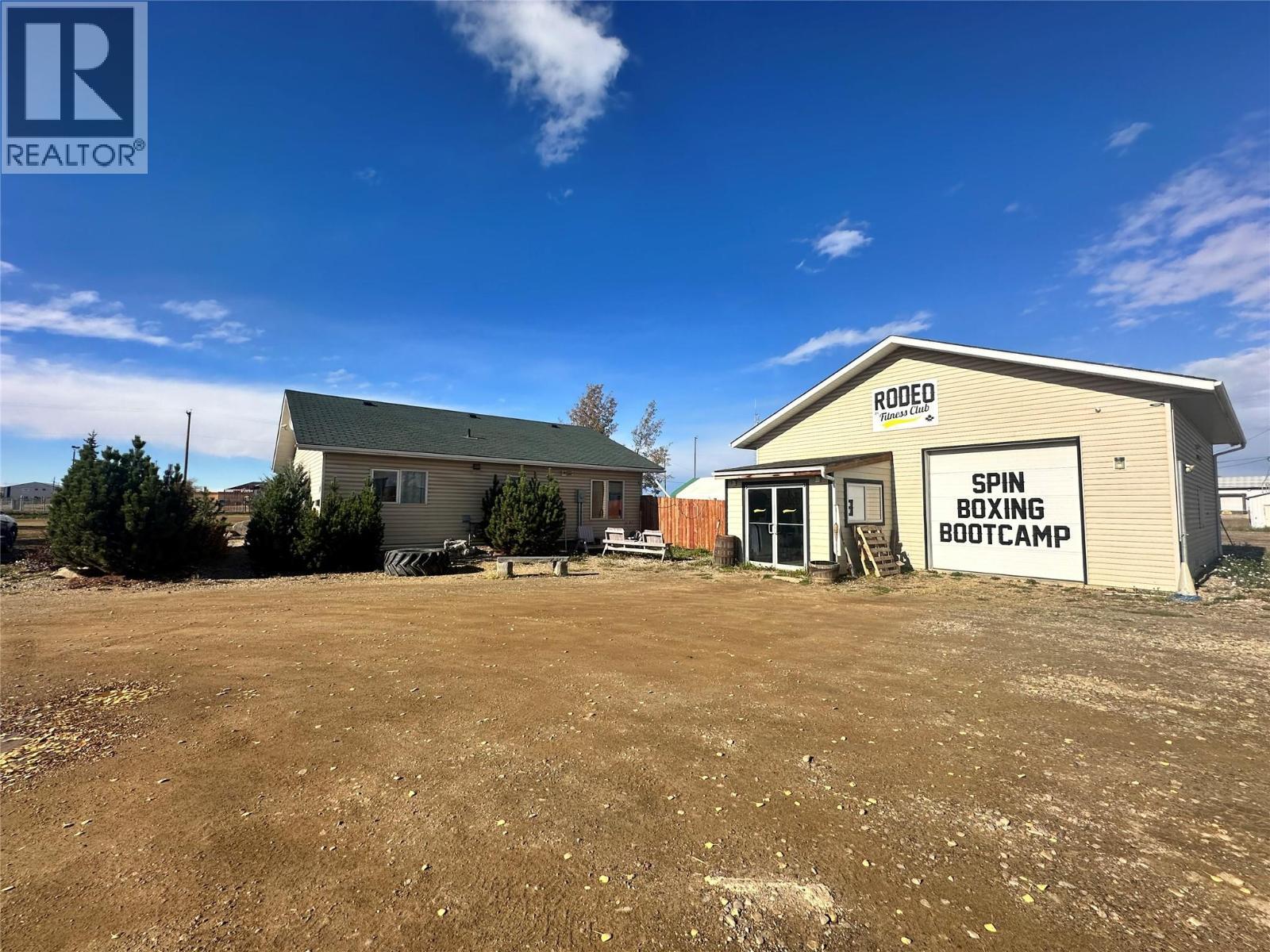 200 116 Avenue, Dawson Creek, BC