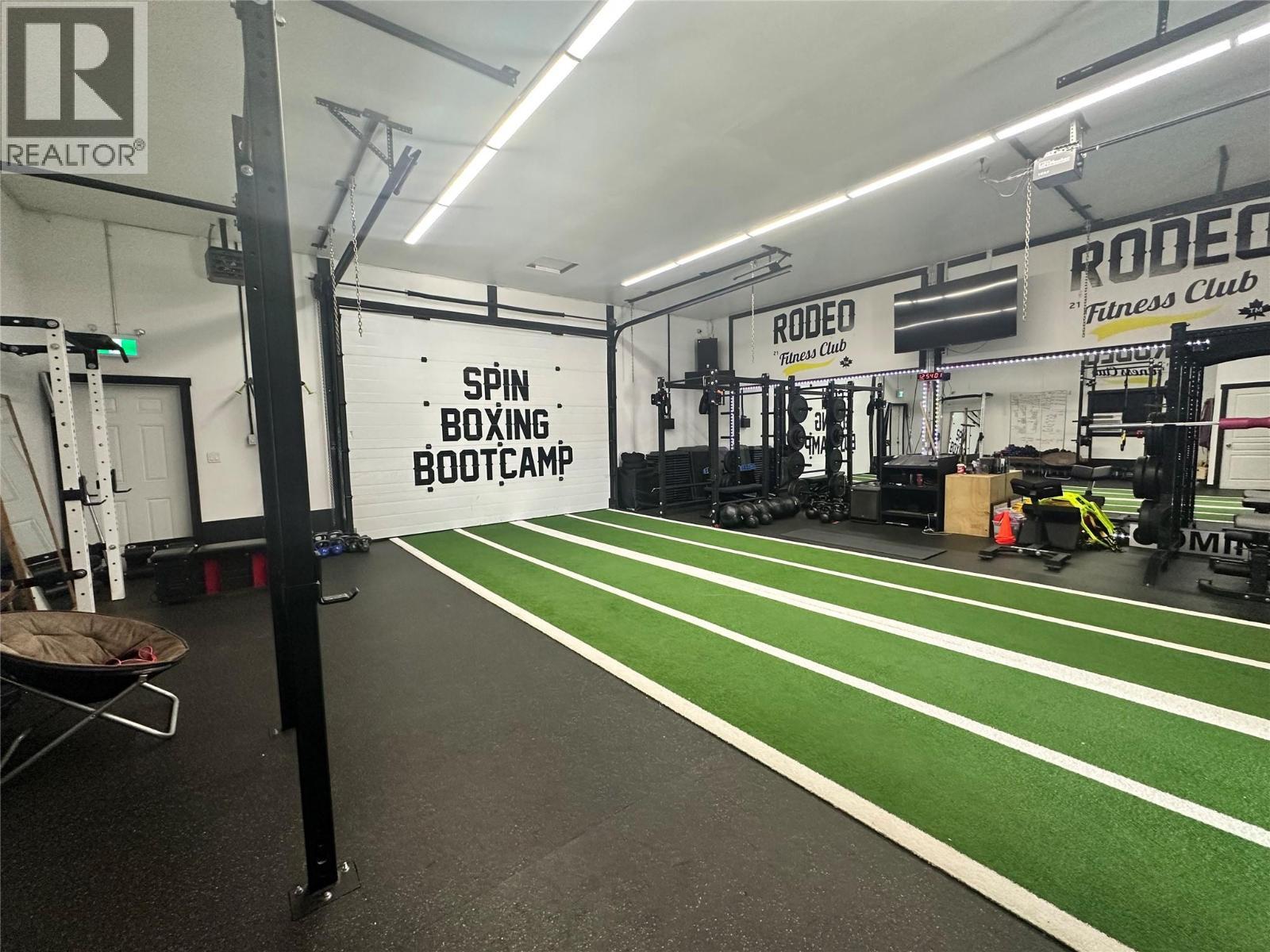 200 116 Avenue, Dawson Creek, BC