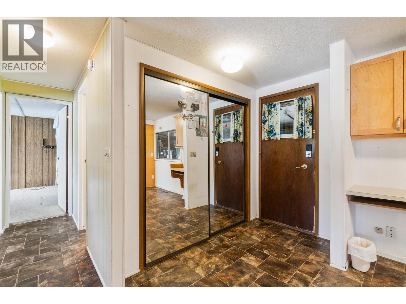 2662 Centennial Drive, Blind Bay, BC