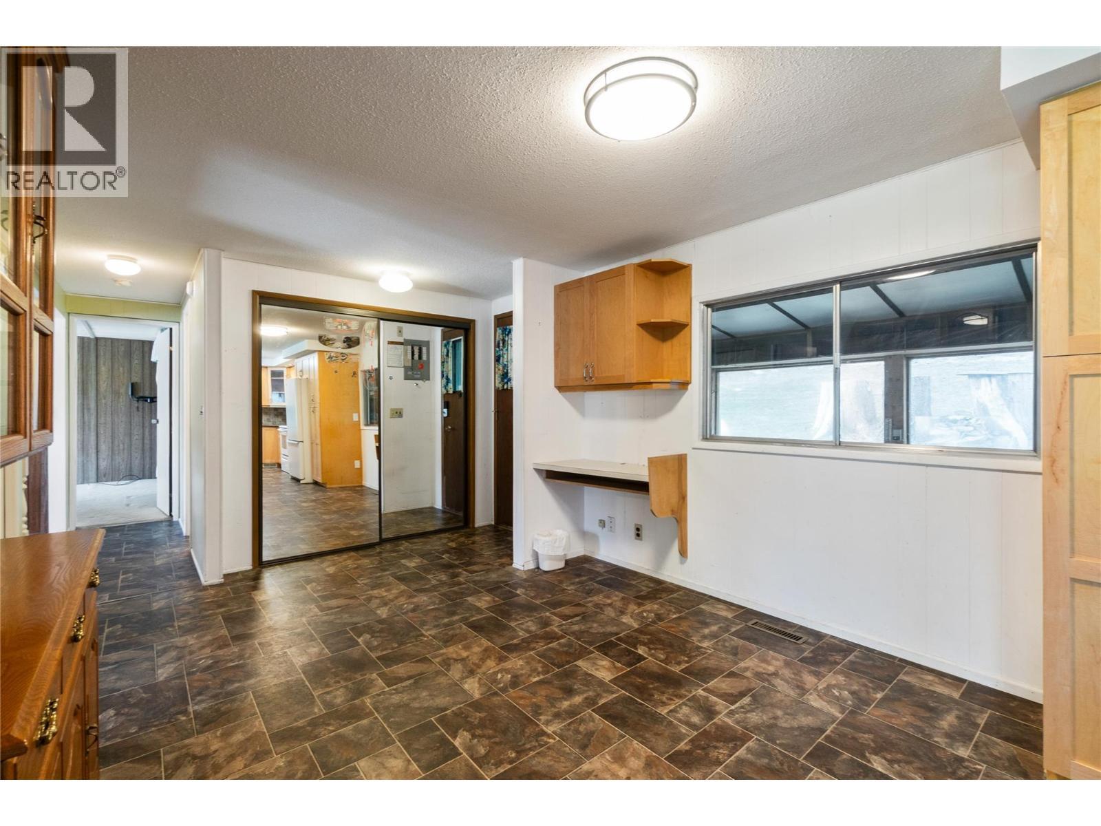 2662 Centennial Drive, Blind Bay, BC