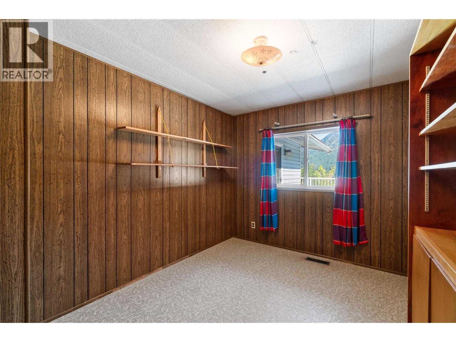 2662 Centennial Drive, Blind Bay, BC