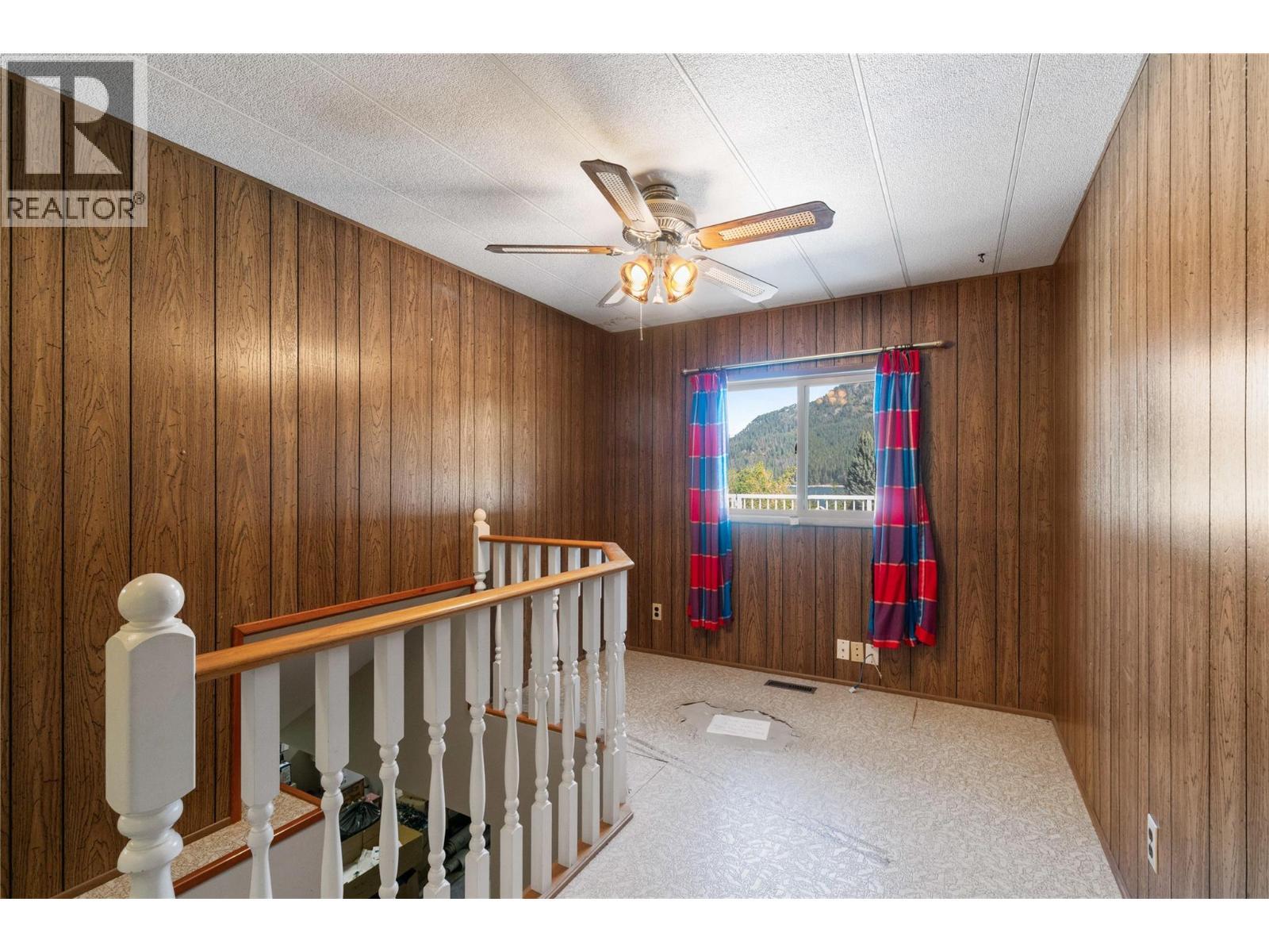 2662 Centennial Drive, Blind Bay, BC