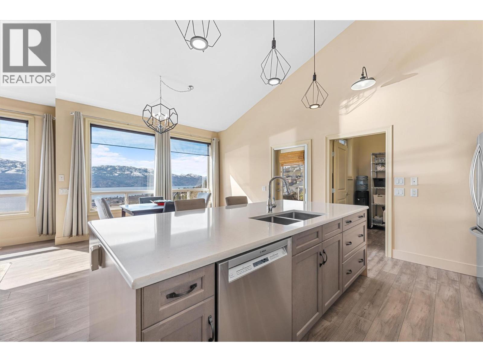 1430 Menu Road, West Kelowna, BC - Indoor Photo Showing Kitchen With Double Sink