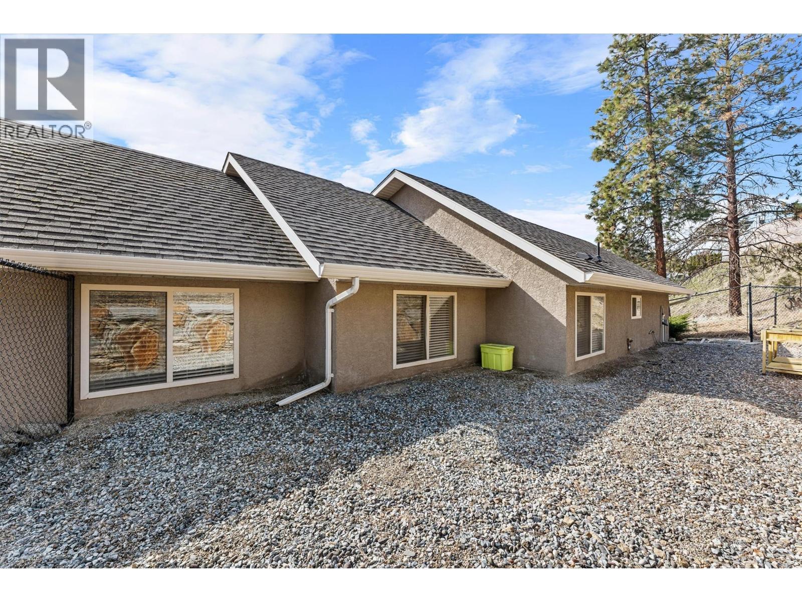 1430 Menu Road, West Kelowna, BC - Outdoor