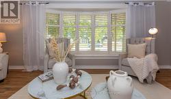 Living Room, Bay window -