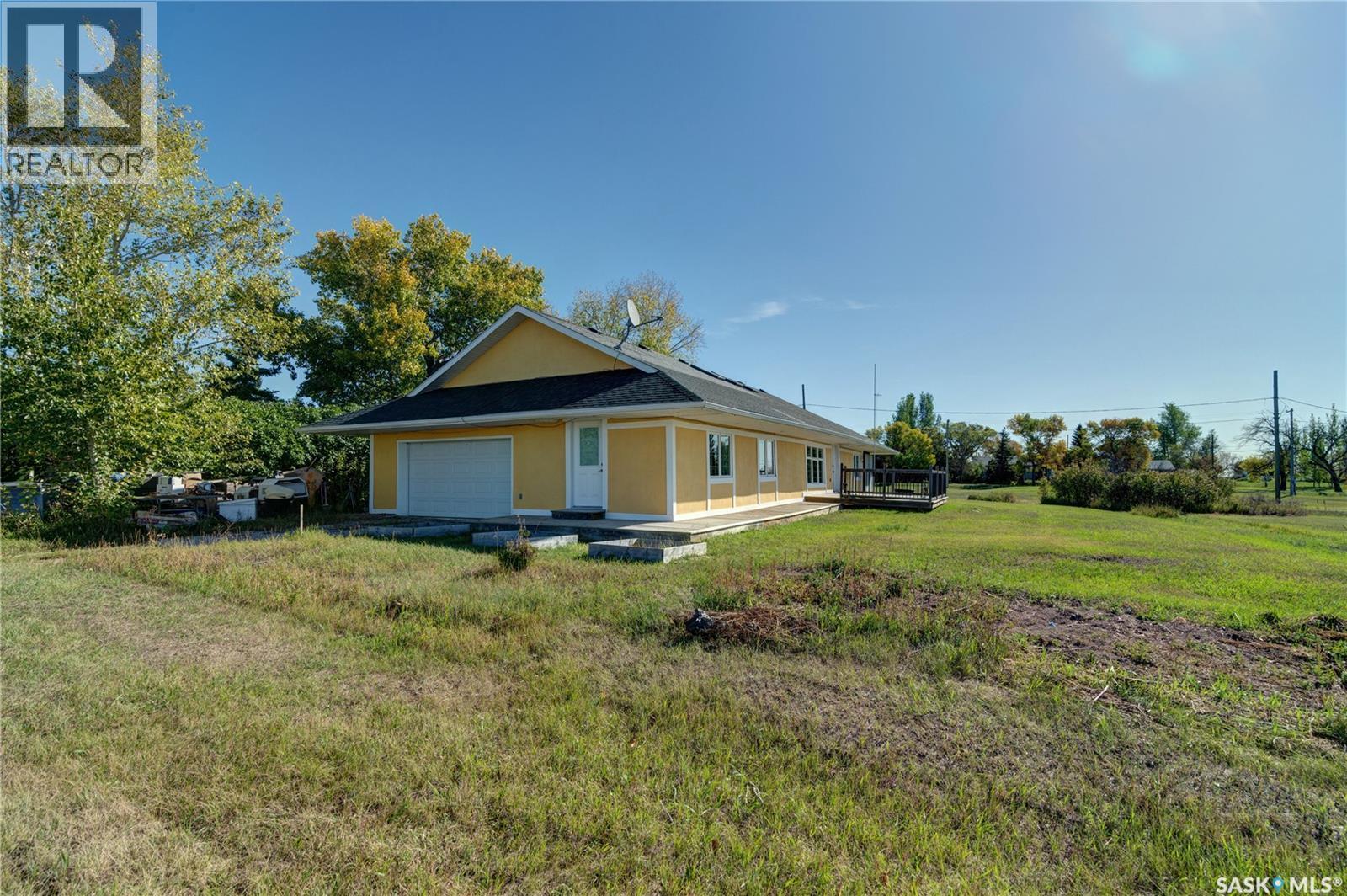 126 George Street, Drinkwater, SK - Outdoor