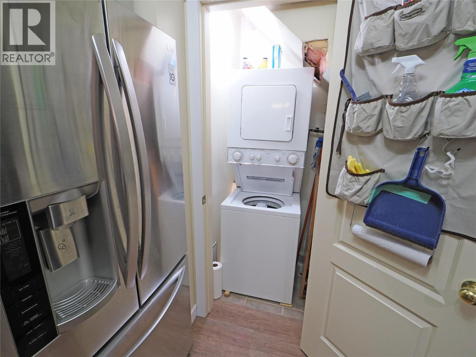 4890D Snowpines Road, Big White, BC - Indoor Photo Showing Laundry Room
