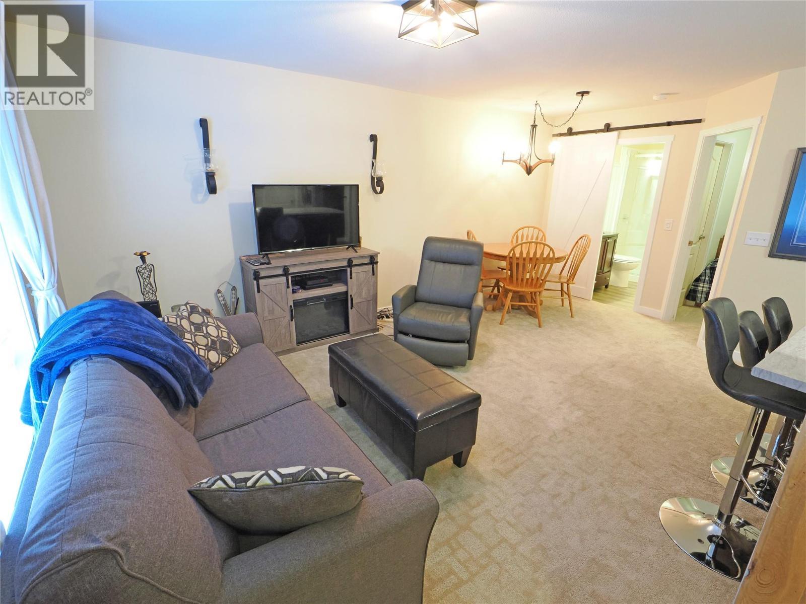 4890D Snowpines Road, Big White, BC - Indoor Photo Showing Other Room