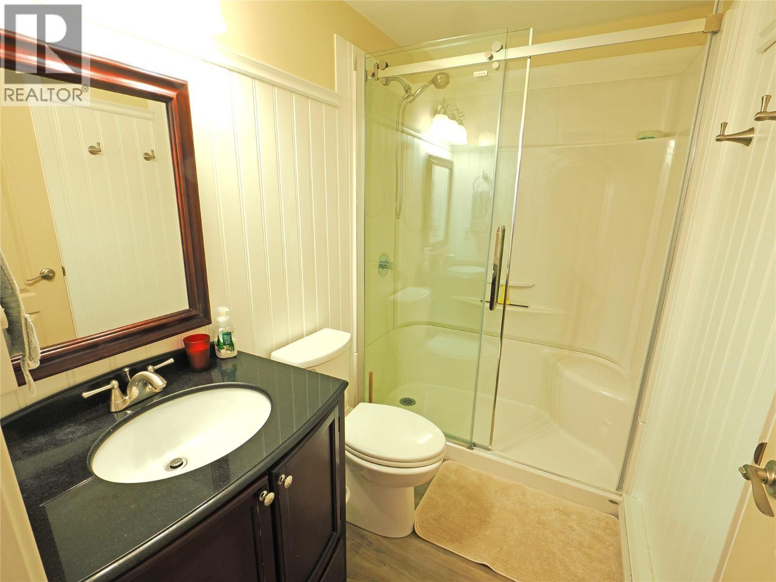 4890D Snowpines Road, Big White, BC - Indoor Photo Showing Bathroom