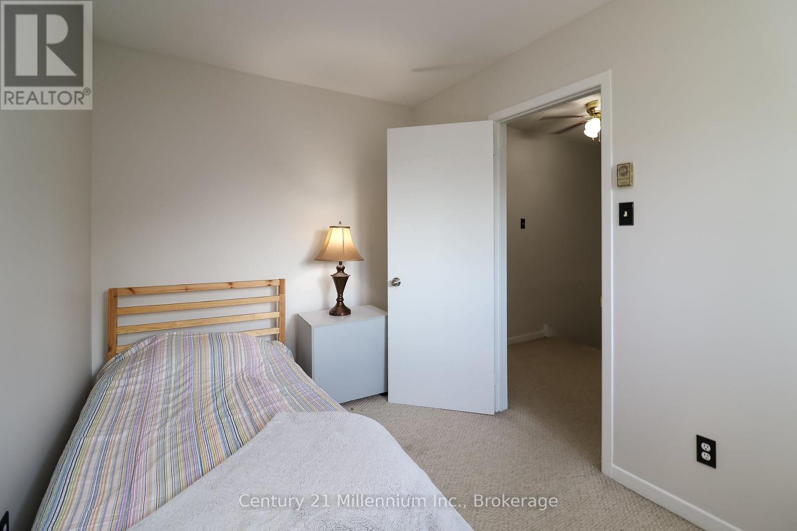 4 - 4 Trafalgar Road, Collingwood, ON - Indoor Photo Showing Bedroom