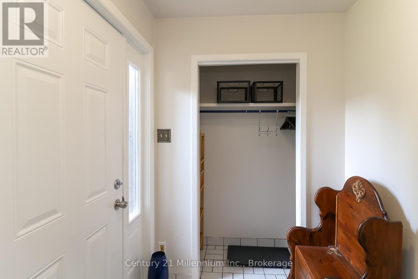 4 - 4 Trafalgar Road, Collingwood, ON - Indoor Photo Showing Other Room