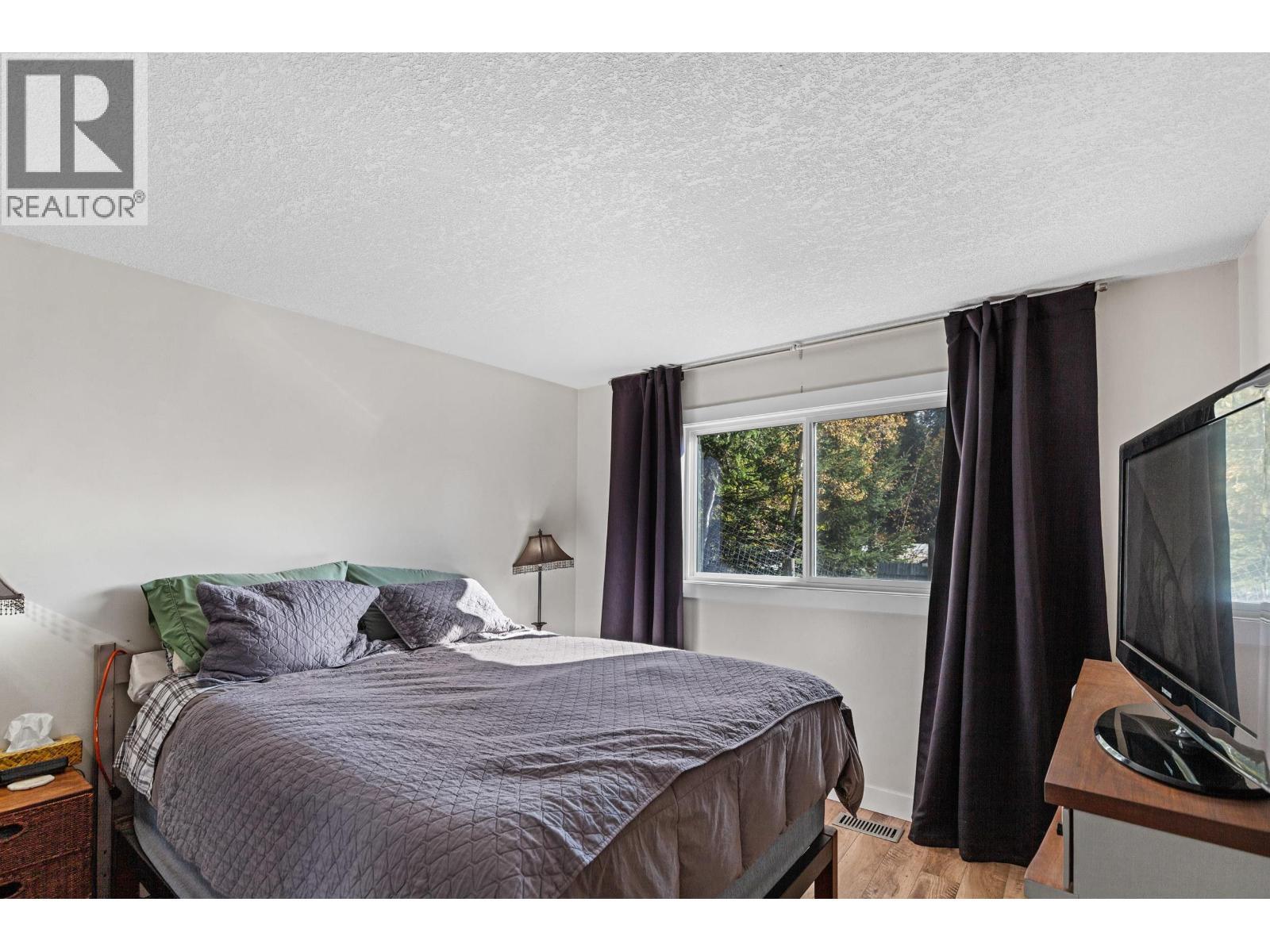 4126 Carson Street, Prince George, BC - Indoor Photo Showing Bedroom
