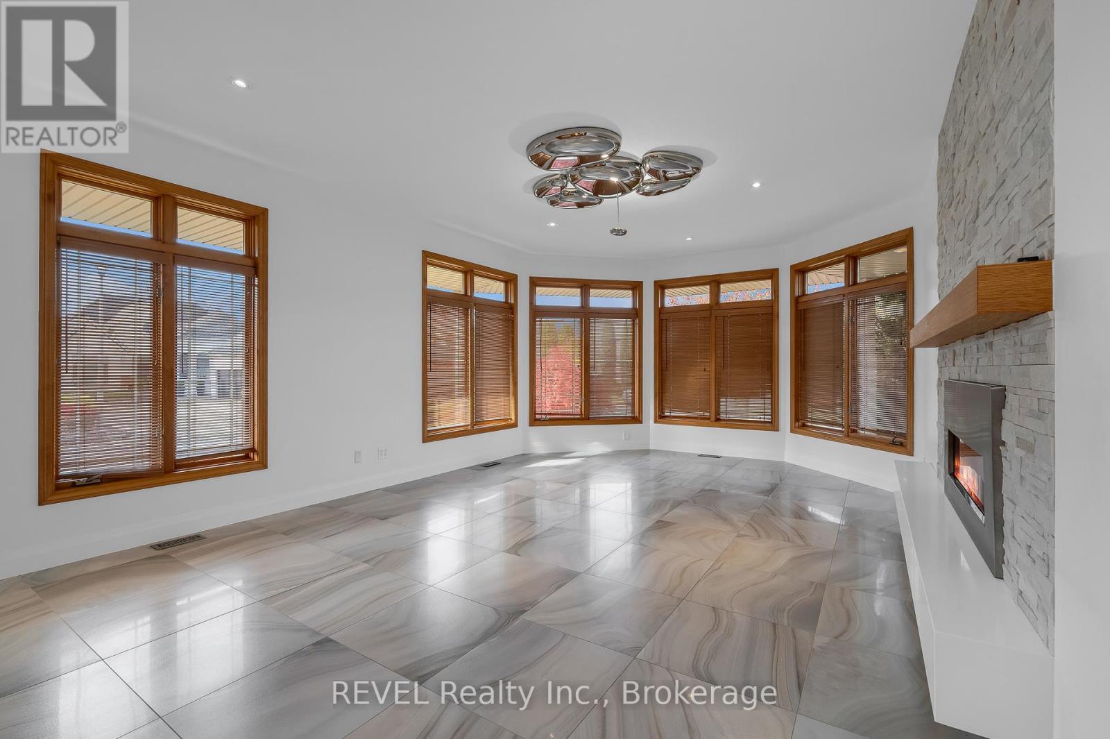 30 Maracay Way, St. Catharines (Grapeview), ON - Indoor Photo Showing Other Room