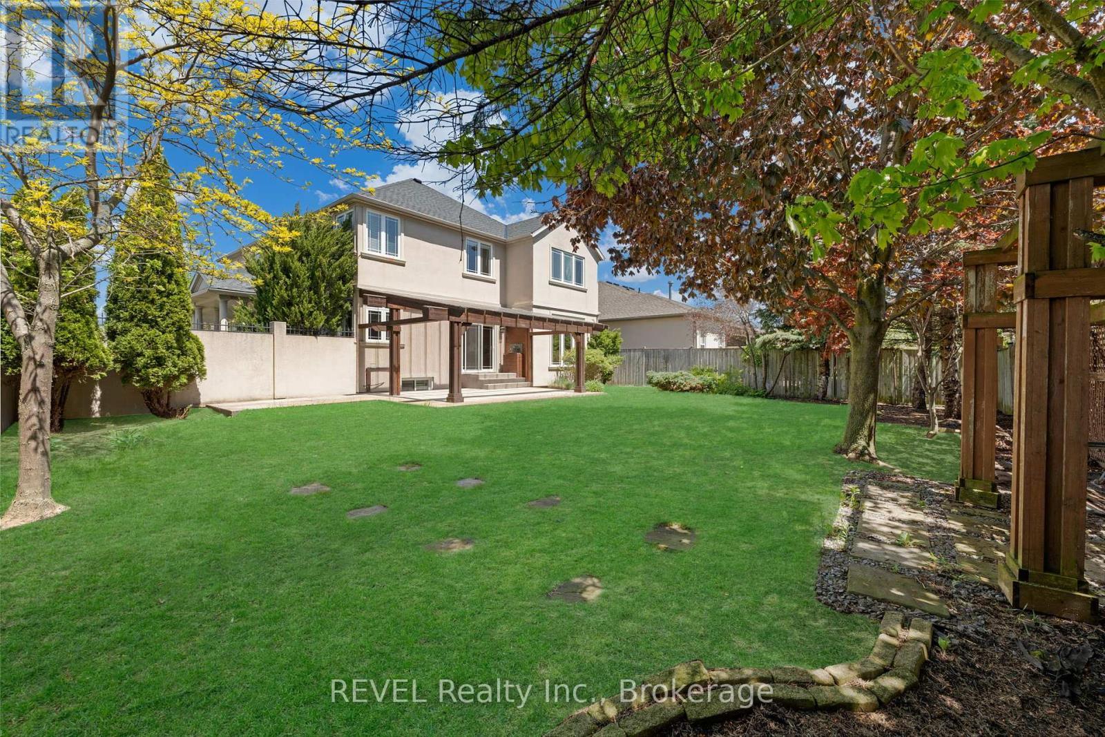 30 Maracay Way, St. Catharines (Grapeview), ON - Outdoor