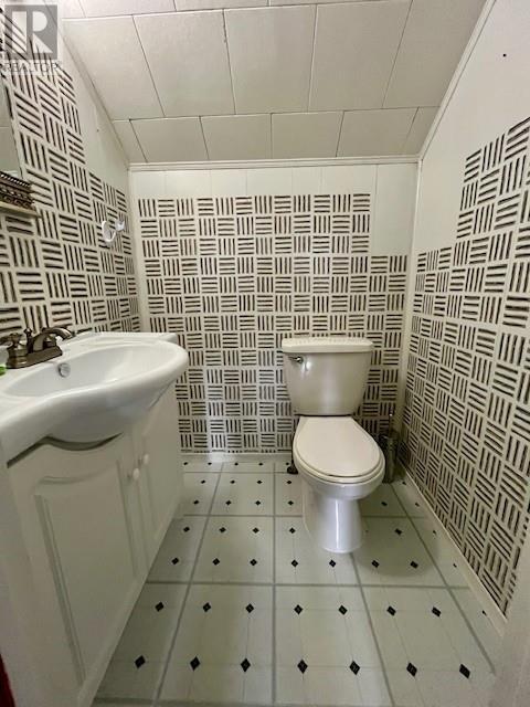 760 River Rd, Massey, ON - Indoor Photo Showing Bathroom