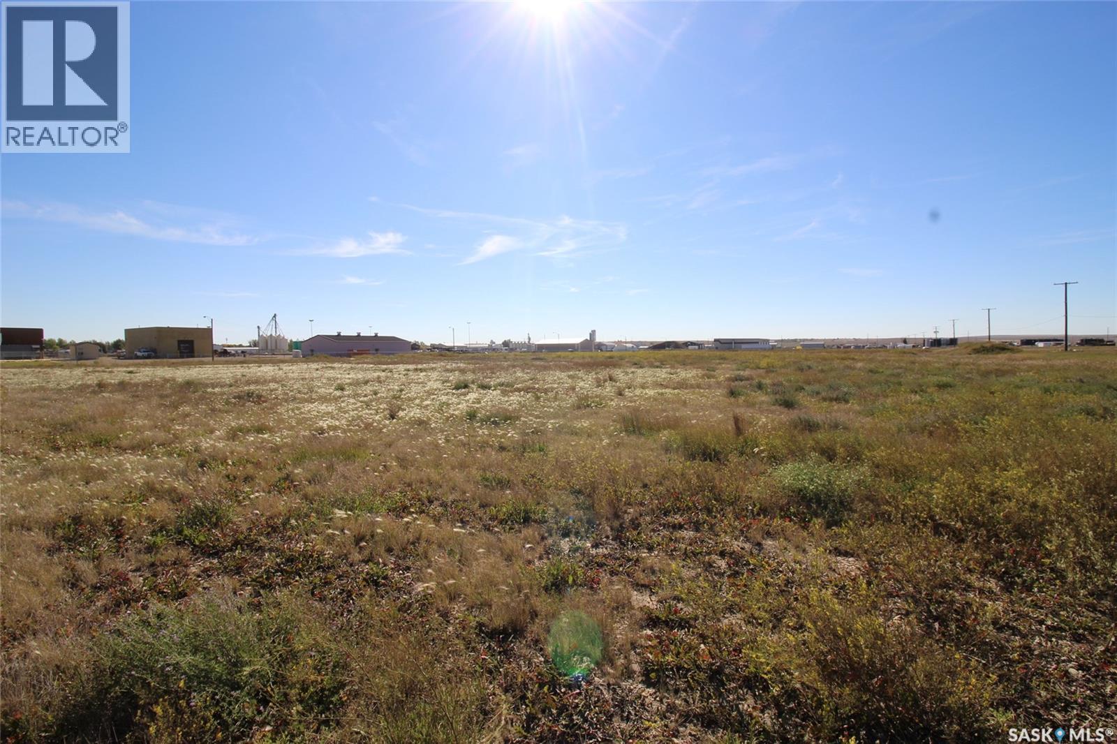 835-865-89 Hall Street, Shaunavon, SK