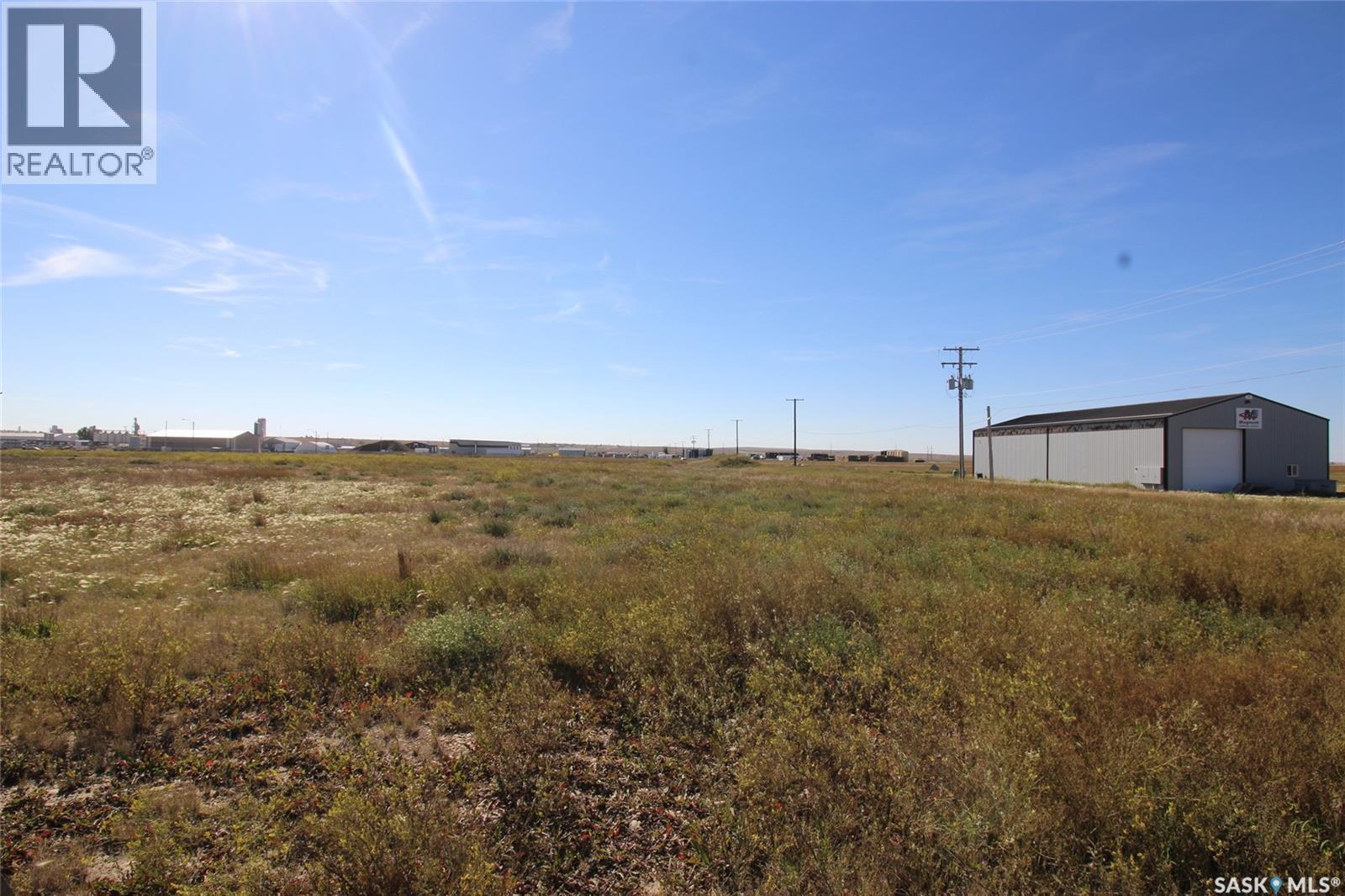 835-865-89 Hall Street, Shaunavon, SK