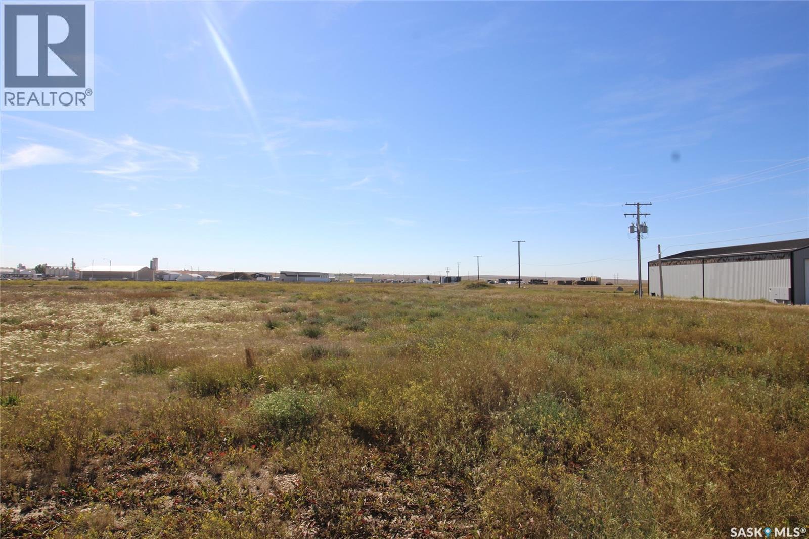 835-865-89 Hall Street, Shaunavon, SK