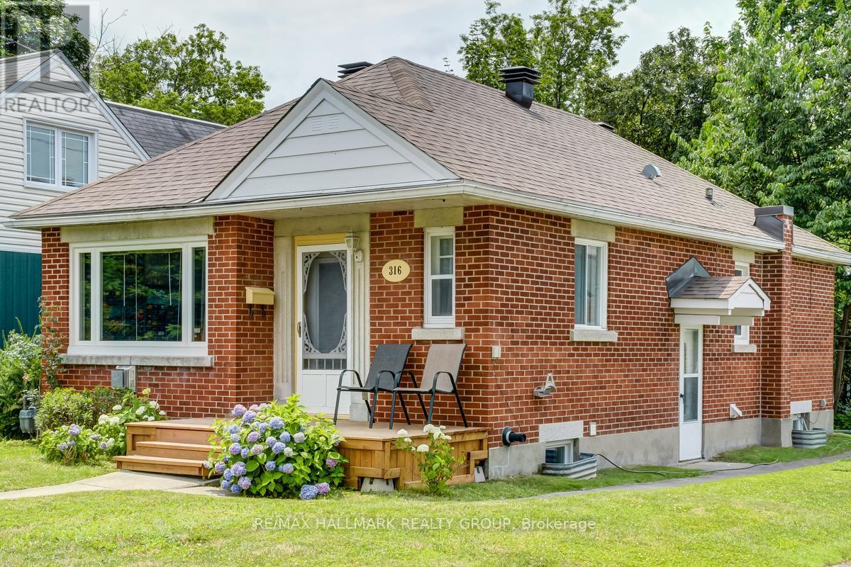 316 Ducharme Boulevard, Ottawa, ON - Outdoor