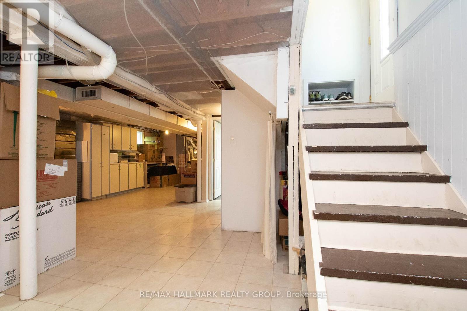 316 Ducharme Boulevard, Ottawa, ON - Indoor Photo Showing Other Room