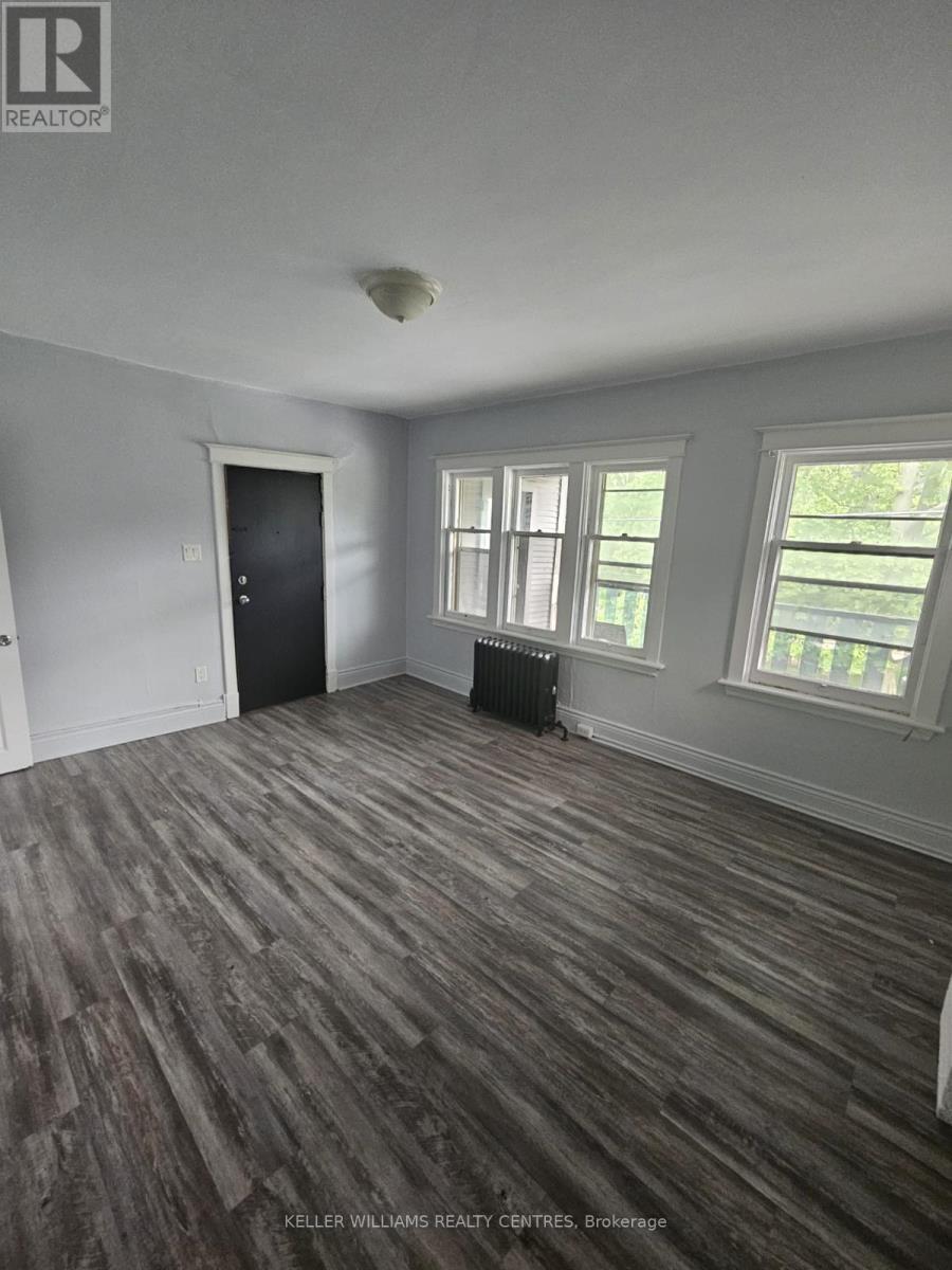 5 - 991 Main Street E, Hamilton, ON - Indoor