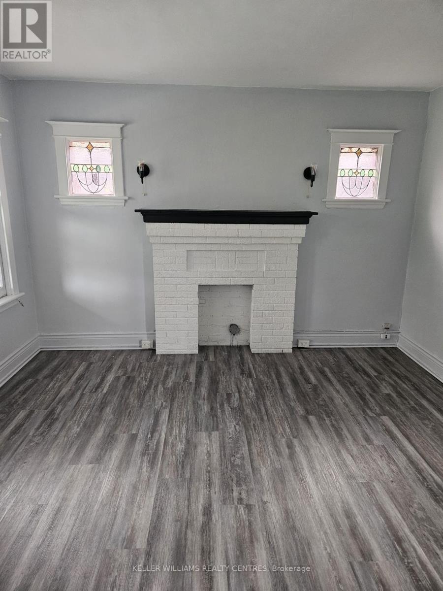 5 - 991 Main Street E, Hamilton, ON - Indoor Photo Showing Other Room