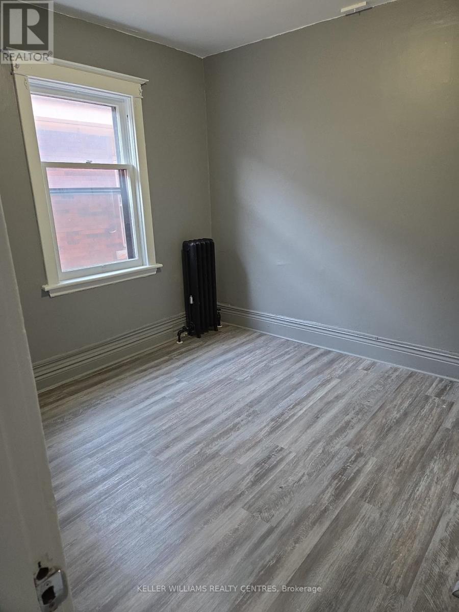 5 - 991 Main Street E, Hamilton, ON - Indoor