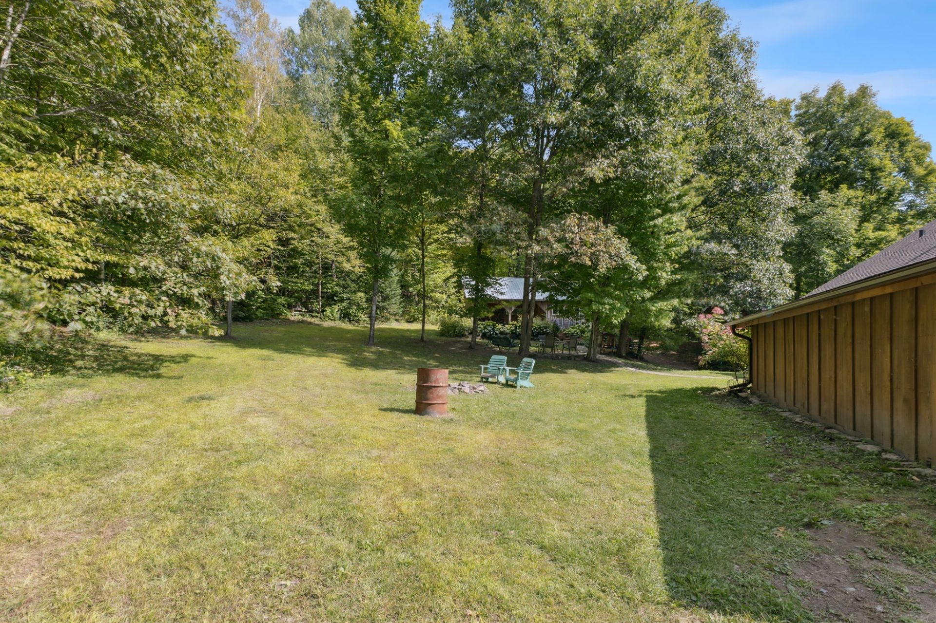 Back of Structure - 30Z Ch. Des Cavernes, Cantley, QC