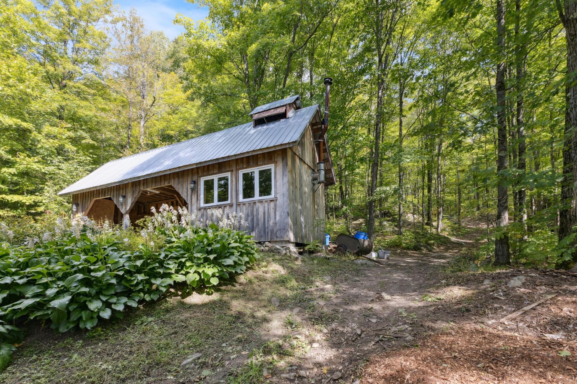 Maple grove - 30Z Ch. Des Cavernes, Cantley, QC