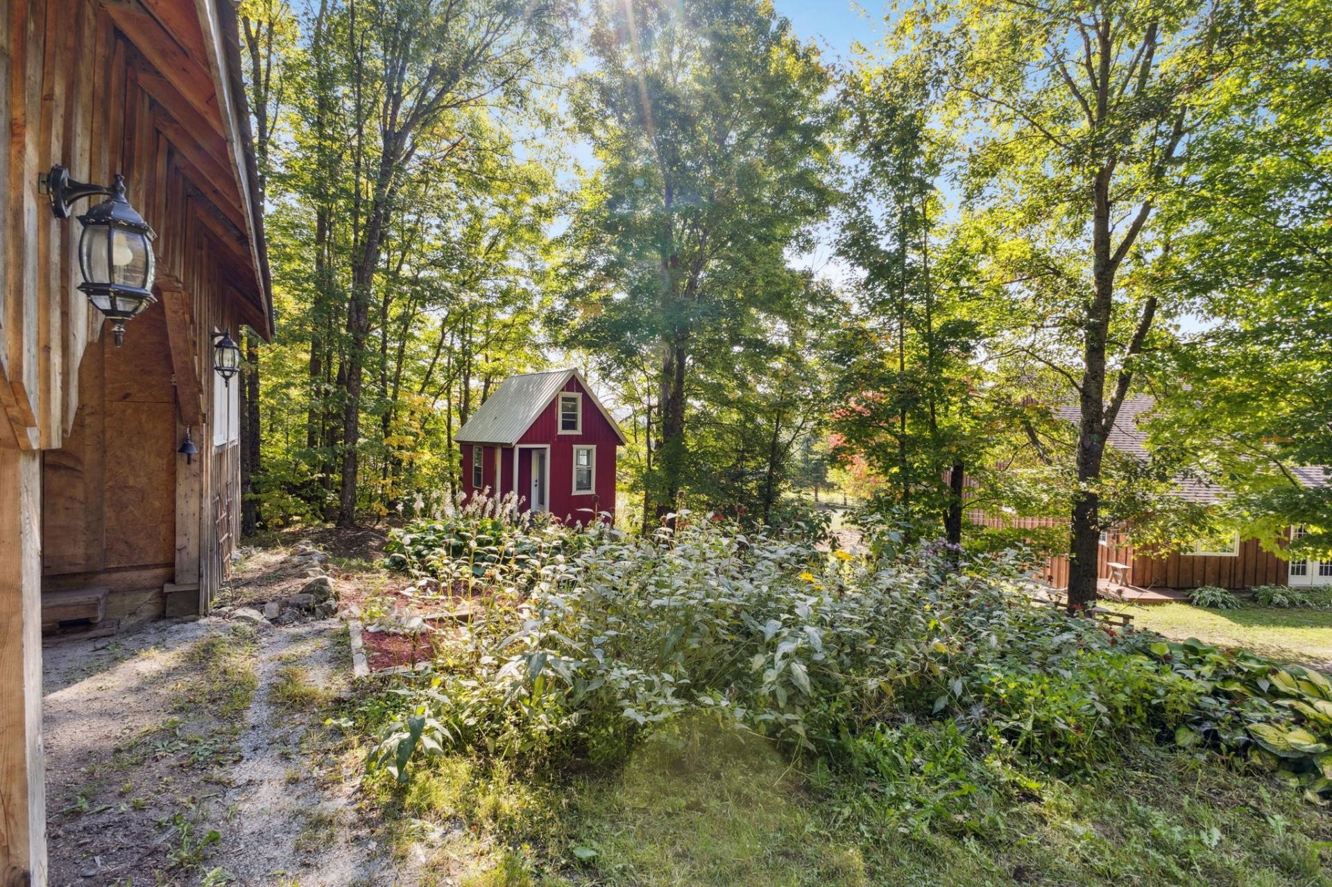 Garden - 30Z Ch. Des Cavernes, Cantley, QC