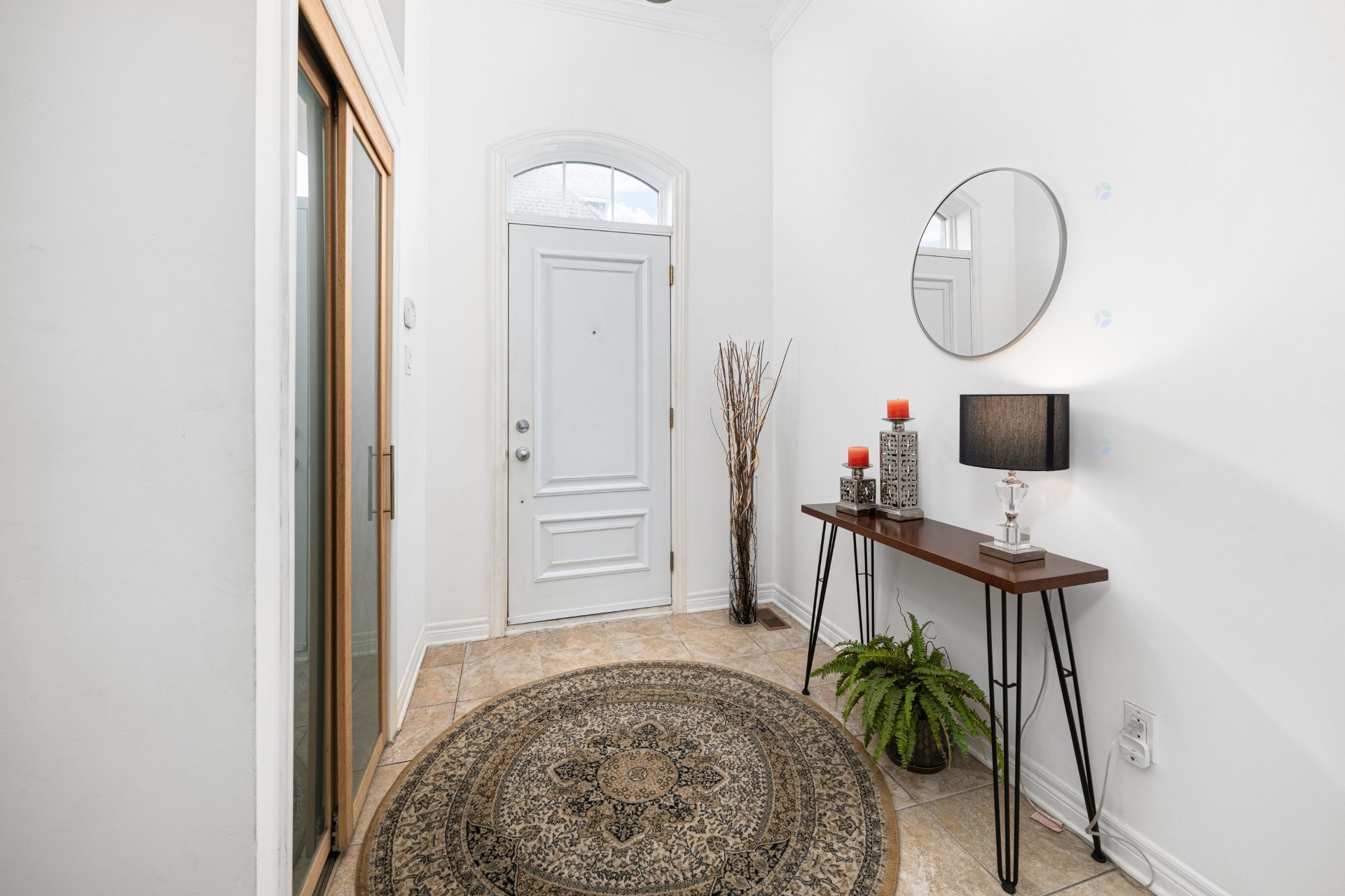 Entry - 10Z Crois. Mirabel, Dollard-Des-Ormeaux, QC - Indoor Photo Showing Other Room