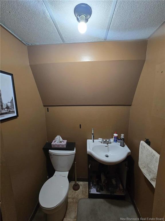 1205 Centennial St, Bathurst, NB