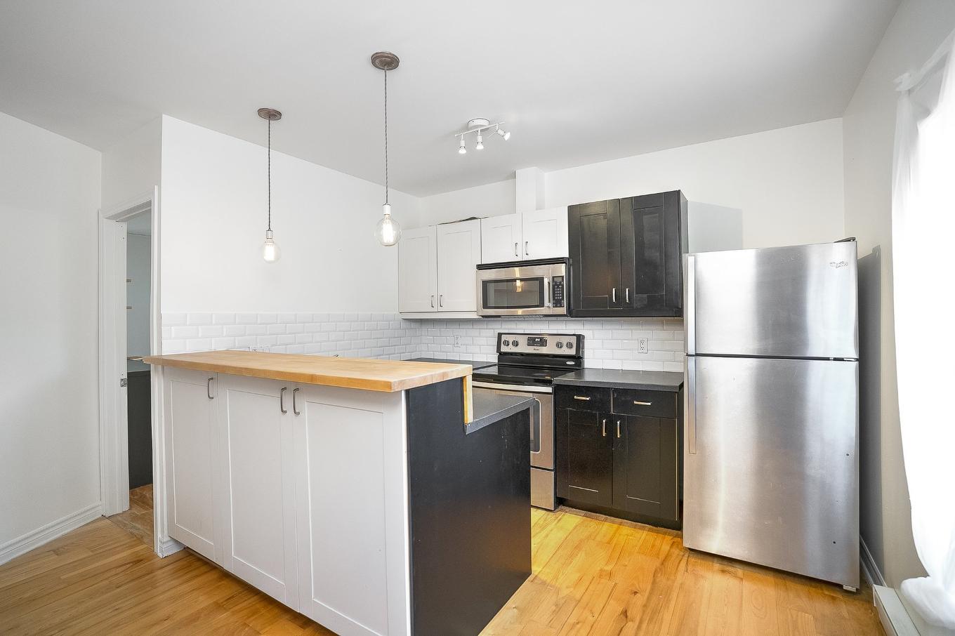 Cuisine - 926 Rue Roy E., Montréal (Le Plateau-Mont-Royal), QC - Indoor Photo Showing Kitchen