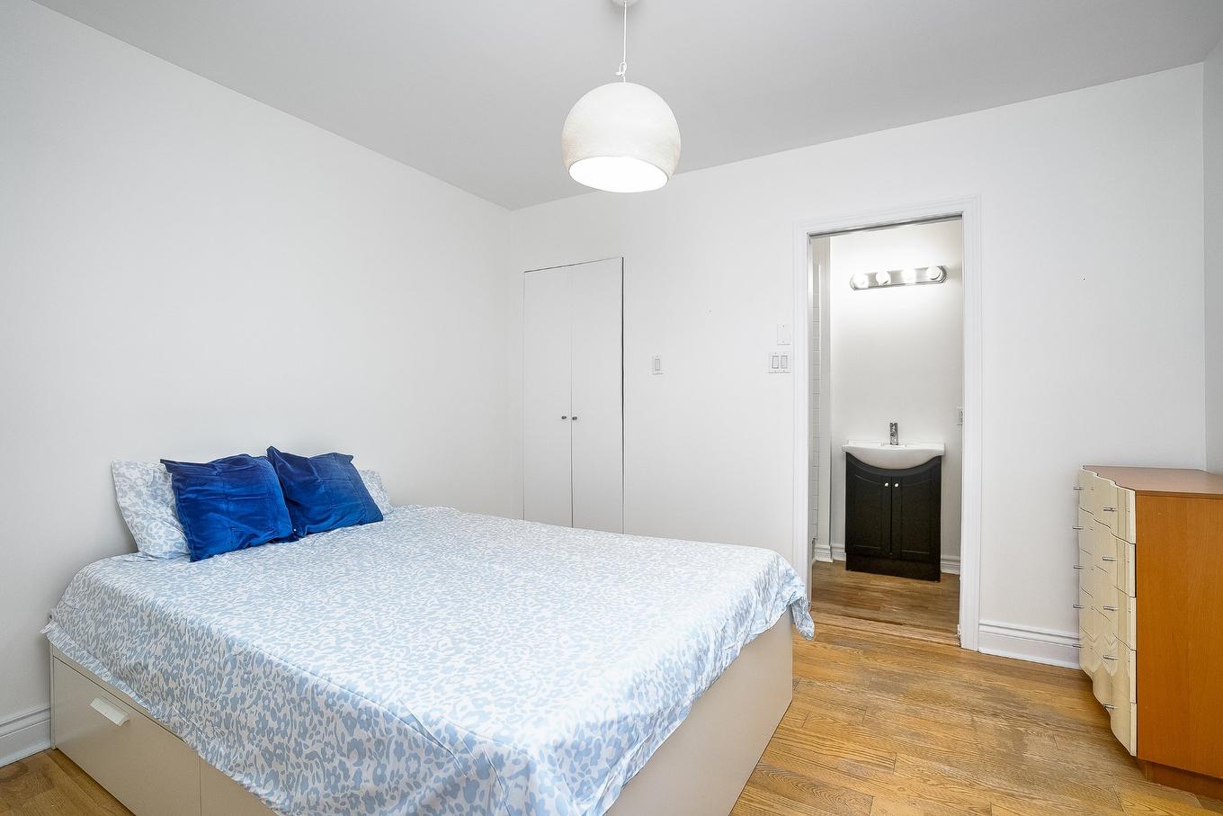 Chambre à coucher principale - 926 Rue Roy E., Montréal (Le Plateau-Mont-Royal), QC - Indoor Photo Showing Bedroom