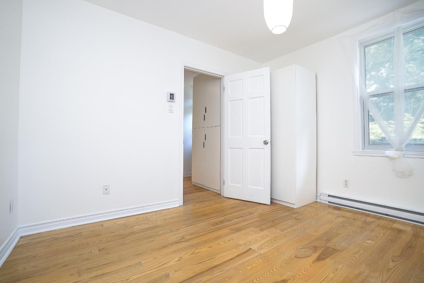 Chambre à coucher - 926 Rue Roy E., Montréal (Le Plateau-Mont-Royal), QC - Indoor Photo Showing Other Room