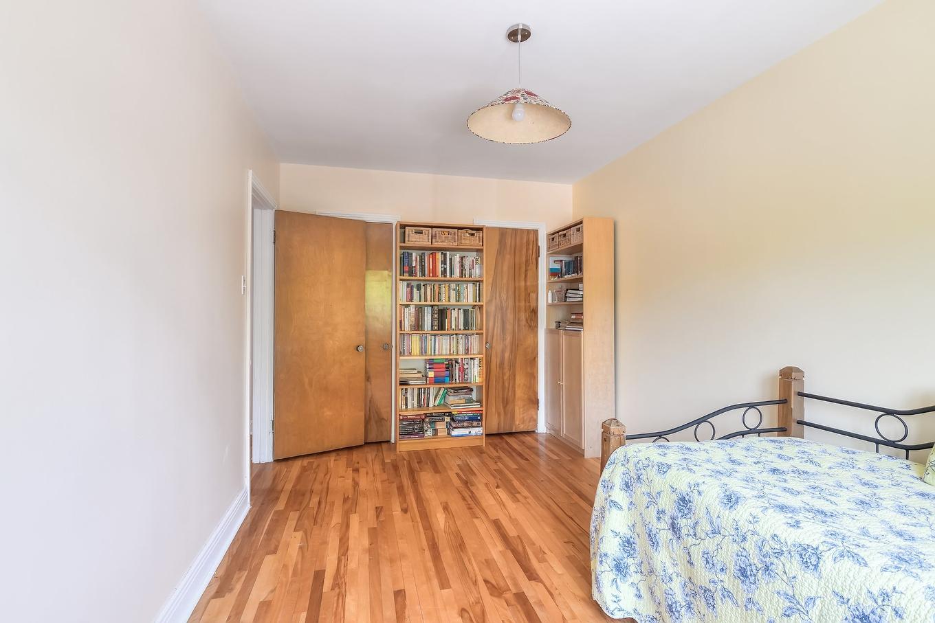 Chambre à coucher - 4610 Av. Doherty, Montréal (Côte-Des-Neiges/Notre-Dame-De-Grâce), QC - Indoor Photo Showing Bedroom