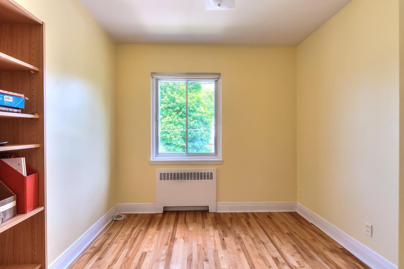 Chambre à coucher - 4610 Av. Doherty, Montréal (Côte-Des-Neiges/Notre-Dame-De-Grâce), QC - Indoor Photo Showing Other Room