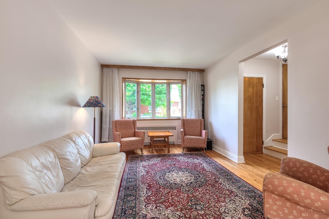 Salon - 4610 Av. Doherty, Montréal (Côte-Des-Neiges/Notre-Dame-De-Grâce), QC - Indoor Photo Showing Living Room