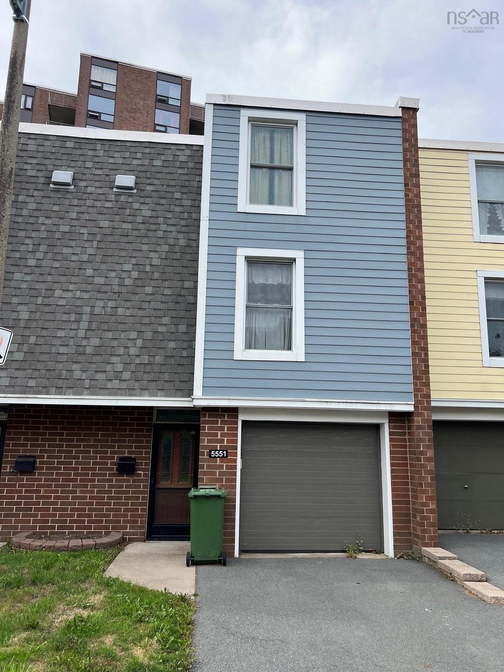 5551 Stoneham Court, Halifax, NS