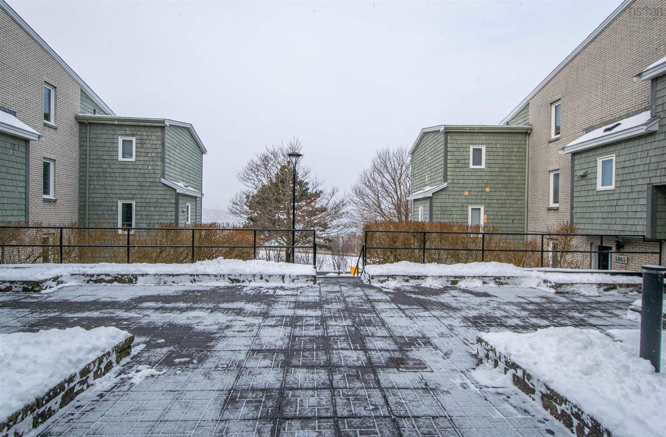 5877 Gainsborough Place, Halifax, NS