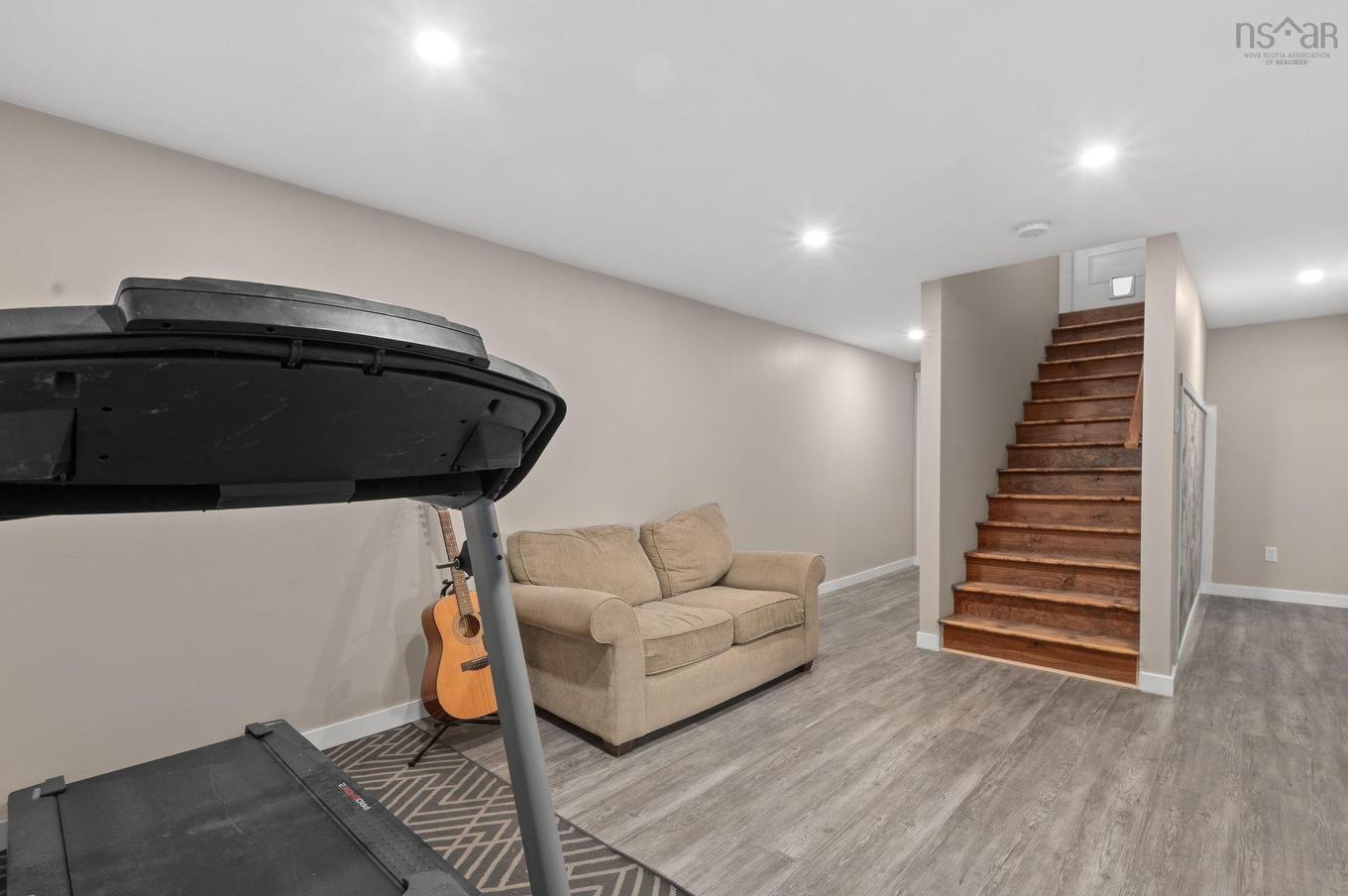 28 Forest Hill Road, Bridgewater, NS