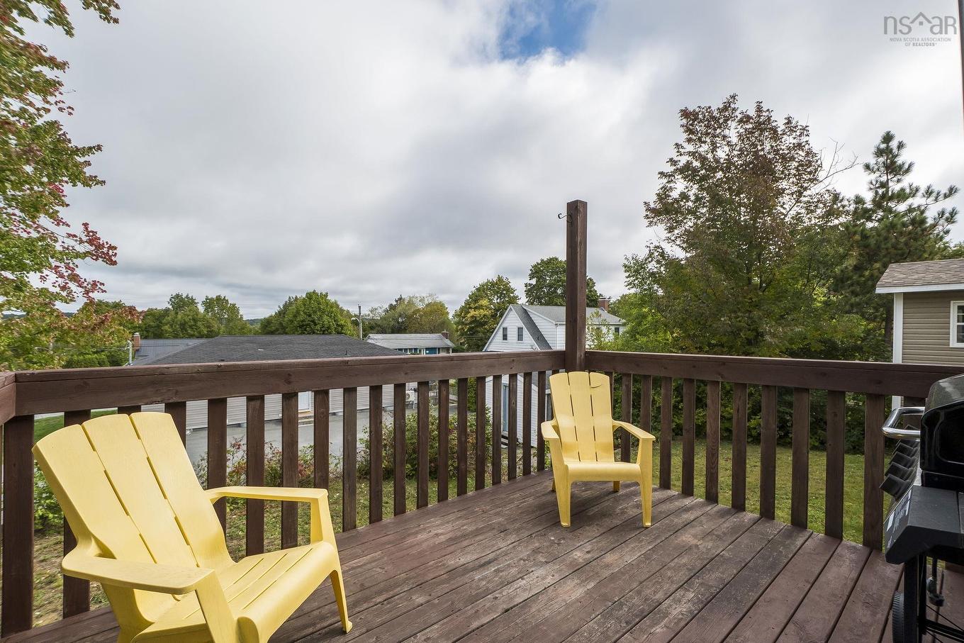 28 Forest Hill Road, Bridgewater, NS