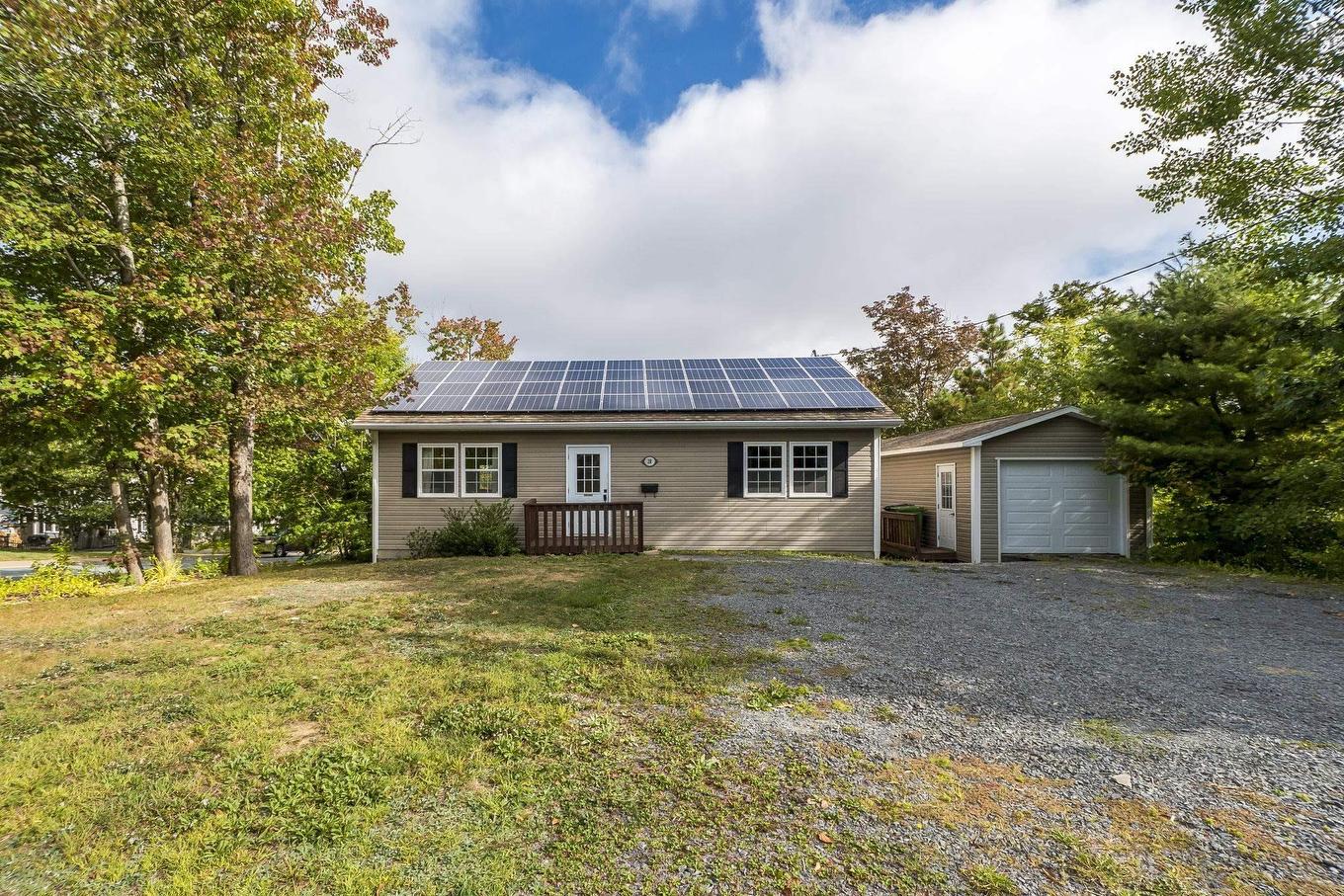 28 Forest Hill Road, Bridgewater, NS