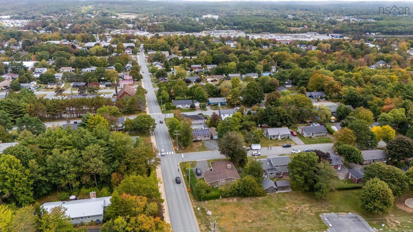 28 Forest Hill Road, Bridgewater, NS