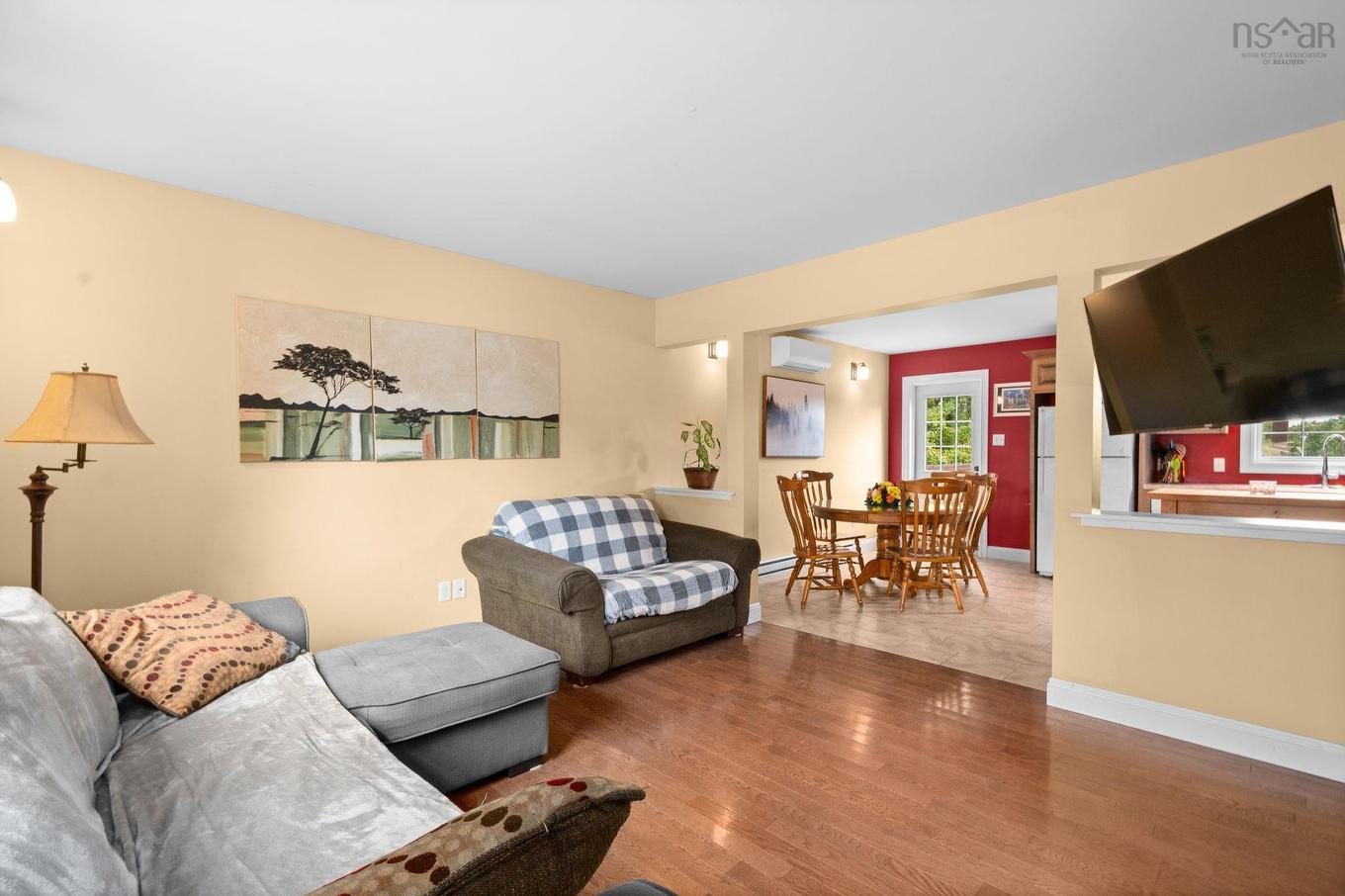 28 Forest Hill Road, Bridgewater, NS